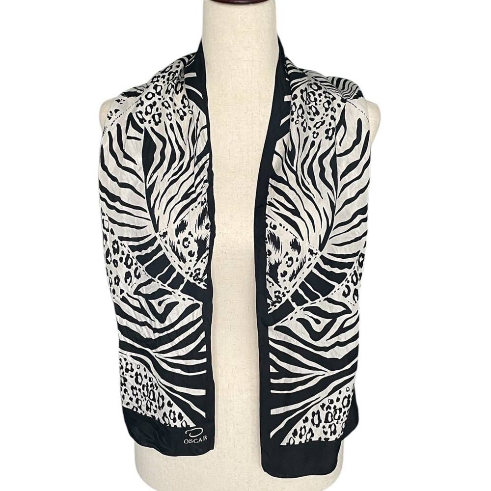 Oscar De La Renta Vintage Silk Scarf Animal print zebra leopard black white - Picture 7 of 10